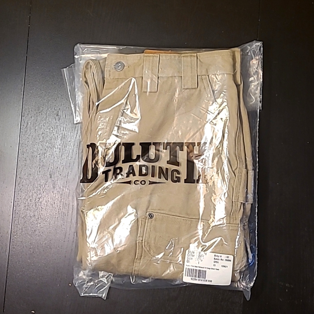 NWT Duluth Men's Fire Hose Relaxed Fit Cargo Work Pants Desert Khaki waist 30